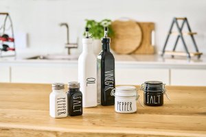 Zeller Solniczka z metalowym wieczkiem 2