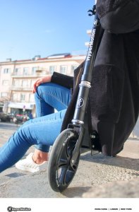 Hulajnoga HyperMotion Paspirtukas HyperMotion Rockster black 3