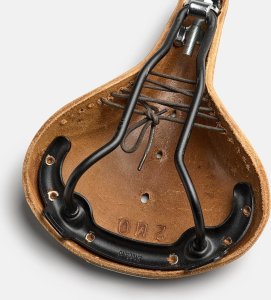 Brooks Siodełko BROOKS B17 SOFTENED SHORT, Dark Tan, Steel Rail, Waga 470g, Linia Leather 7