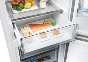 Lodówka Candy Candy Refrigerator | CNCQ2T618EX | Energy efficiency class E | Free standing | Combi | Height 185 cm | No Frost system | Fridge net capacity 235 L | Freezer net capacity 120 L | 38 dB | Inox 18