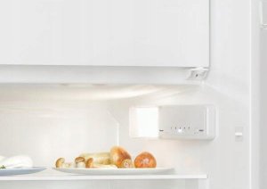 Lodówka Candy Candy Refrigerator | CM4SE68W | Energy efficiency class E | Built-in | Larder | Height 82.6 cm | Fridge net capacity 95 L | Freezer net capacity 16 L | 40 dB | White 5