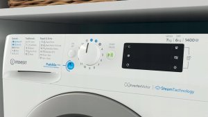 Pralko-suszarka Indesit INDESIT | Washing machine with Dryer | BDE 76435 WSV EE | Energy efficiency class B/D | Front loading | Washing capacity 7 kg | 1351 RPM | Depth 54 cm | Width 60 cm | LCD | Drying system | Drying capacity 6 kg | Steam function | Wh 9