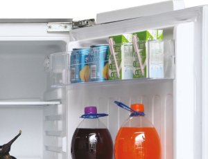 Lodówka Candy Candy Refrigerator | CMLS68EW | Energy efficiency class E | Built-in | Larder | Height 82 cm | Fridge net capacity 135 L | Display | 39 dB | White 3