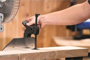 Scheppach Piła ukośna z powłoką i laserem Scheppach HM 305 SL 4