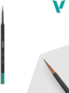Vallejo Vallejo: B03002 - Precision - Round Brush - Triang Hand - Synthetic 2 5
