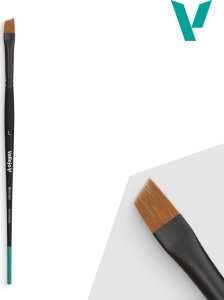 Vallejo Vallejo: B05003 - Blender - Flat Angled Brush - Synthetic L 5