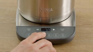 Czajnik Ninja Czajnik KT200EU czarny 2