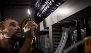 Latarka czołowa Ledlenser LEDLENSER W2R WORK 2