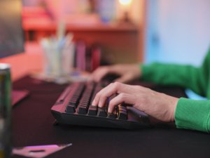 Klawiatura Trust TRUST klávesnice GXT 836 EVOCX Herní Klávesnice, CZ/SK 7