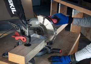 Ukośnica Sourcing NON-SLIDING MITRE SAW 1305AA 216MM 2