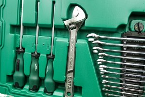 Zestaw narzędzi SATA SATA ZESTAW KLUCZY  124el  1/4"  3/8" 1/2"WALIZKA 8