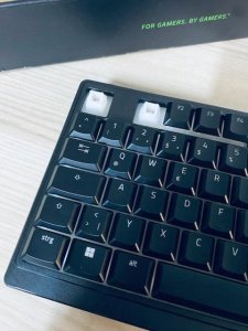 Klawiatura Razer Ornata V3 Hybrid Mecha-Membrane (RZ03-04460400-R3G1) 5