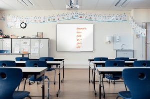 Nobo Tab stal Nobo Premium Plus 85" 1880x1060 6