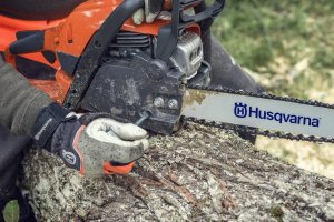 Piła łańcuchowa Husqvarna Chainsaw HUSQVARNA 135 Mark II 15