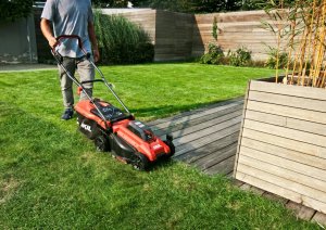 Skil CORDLES LAWNMOWER BRUSHL 34CM GM1E0130BA 9