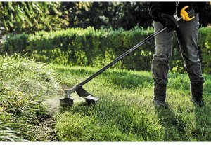 Dewalt Narzędzie ogrodowe wielofunkcyjne DCMAS5713X1 54V + akumulator 9 Ah 5