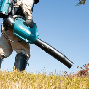 Makita DMUCHAWA AKUMULATOROWA 36V LXT 0*AH 9