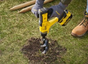 Stanley ST WIERTNICA GLEBOWA V20 SFMCGA75M1 1x4,0Ah +ŚWIDER 76x155mm 11