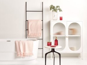 Beliani Witryna dwudrzwiowa metalowa biała SARRE 5