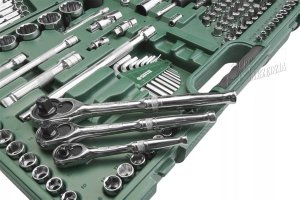 Zestaw narzędzi SATA SATA ZESTAW KLUCZY  150el  1/4"  3/8" 1/2"WALIZKA 31