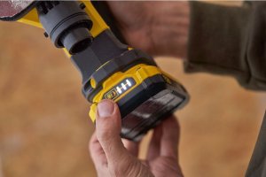 Szlifierka Stanley ST DELTA V20 SANDER SFMCW221B BL 7