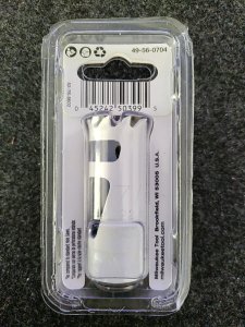 Milwaukee OTWORNICA HOLE DOZER 22mm Z WĘGLIKIEM 3