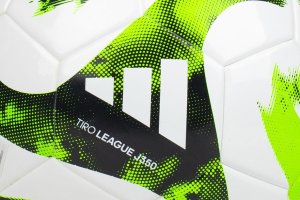 Adidas Piłka nożna Tiro Junior 350 League biało-zielona HT2427 r. 5 3