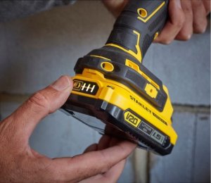 Wiertarko-wkrętarka Stanley SFMCD715C2K 18 V 2 x akumulator 1.5 Ah 6