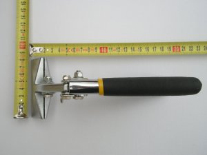 Sourcing Manual sheet metal bending pliers 80 mm, curved. 17