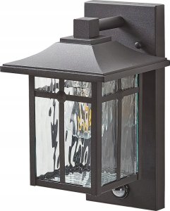 Kinkiet Beliani Lampa ścienna zewnętrzna z czujnikiem ruchu czarna TEVIOT 3