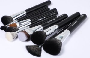 Eigshow Beauty Master Series PRO wie 26 sztuk pędzli Bright Silver 14