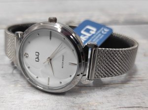 Zegarek Q&Q Zegarek QQ Q27B-001P Damski Klasyczny Cyrkonia 4