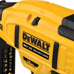 Dewalt DEWALT. NAILER 18V   DCN662D2 16Ga 32-64mm 2x2.0Ah BL CASE 7