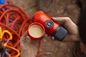 Kawiarka Wacaco Manual ground coffee machine with case WACACO NANOPRESSO LAVA RED 6