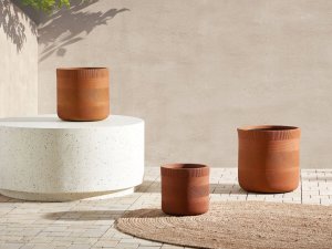 Beliani Doniczka ⌀ 31 cm złoty brąz VOULA 2