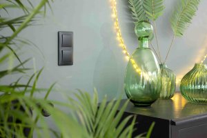 SCHNEIDERE Gniazdo pojedyncze z uziemieniem Schneider Sedna Design SDD111072 z USB A+C 3A zaciski bezgwintowe białe Design & Elements 7