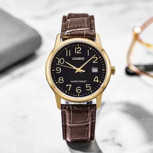 Zegarek Casio Zegarek marki Casio model MTP-V002G kolor Brązowy. Akcesoria męski. Sezon: Cały rok NoSize 4