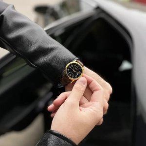 Zegarek Casio Zegarek marki Casio model MTP-V002G kolor Brązowy. Akcesoria męski. Sezon: Cały rok NoSize 5