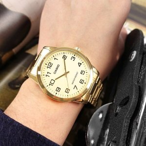 Zegarek Casio Zegarek marki Casio model MTP-V001G kolor Zółty. Akcesoria męski. Sezon: Cały rok NoSize 6