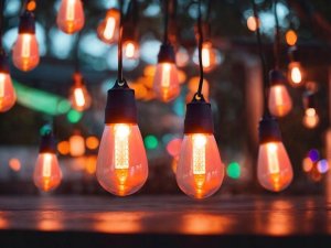 Beliani Girlanda świetlna ogrodowa kolorowa 15 x G40 Smart LED 11.5 m IP 44 ITILLEQ 2