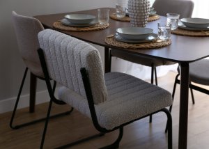 Selsey Krzesło na płozach Siterize białe w tkaninie boucle białe 6