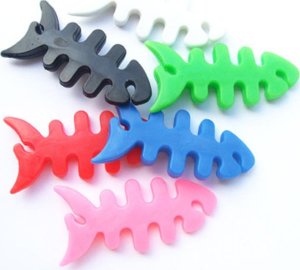 Hurtel Zwijacz organizer kabla słuchawek w kształcie ryby niebieski Zwijacz organizer kabla słuchawek w kształcie ryby niebieski 2