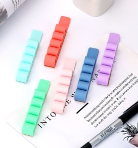 Organizer Hurtel Silikonowy organizer biurowy do kabli przewodów długopisów fioletowy Silikonowy organizer biurowy do kabli przewodów długopisów fioletowy 3