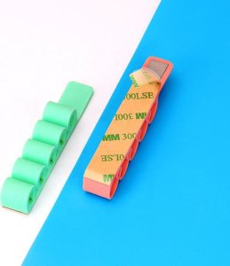 Organizer Hurtel Silikonowy organizer biurowy do kabli przewodów długopisów fioletowy Silikonowy organizer biurowy do kabli przewodów długopisów fioletowy 8