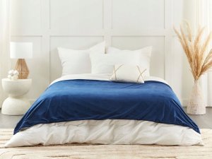 Beliani Poszewka na kołdrę obciążeniową 150 x 200 cm granatowa RHEA 7
