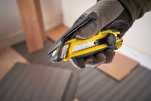 Stanley Nożyk 18mm z systemem odłamywania ostrza STHT10500-0 7