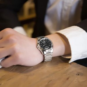 Zegarek Casio Zegarek marki Casio model MTP-1381D kolor Szary. Akcesoria męski. Sezon: Cały rok NoSize 7