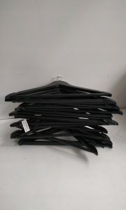 Songmics Wieszaki drewniane, zestaw 20, wieszaki na płaszcz, wieszaki na ubrania, z ramię, batonikiem przeciwpoślizgowym, 360 ° Hook obro 3