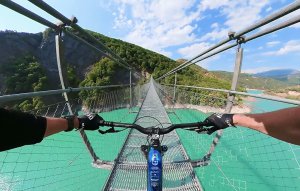 Kamera Insta360 X3 Motorcycle Bundle czarna 11