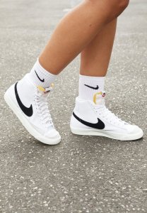 Nike Buty Nike Blazer Mid '77 CZ1055 100 11